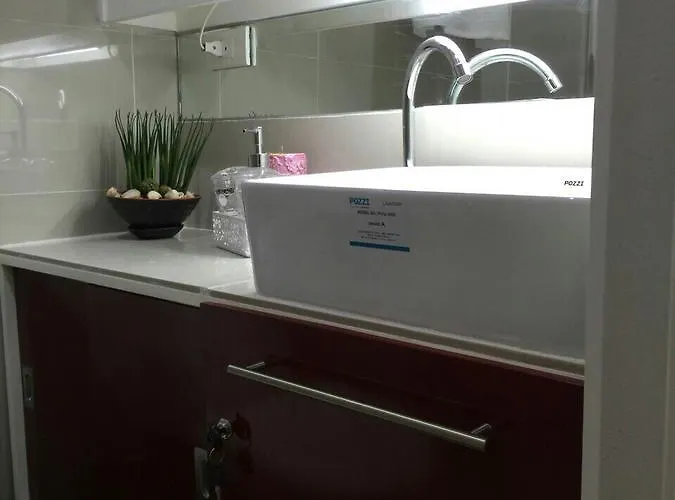 The Grass Residences 3* Manila